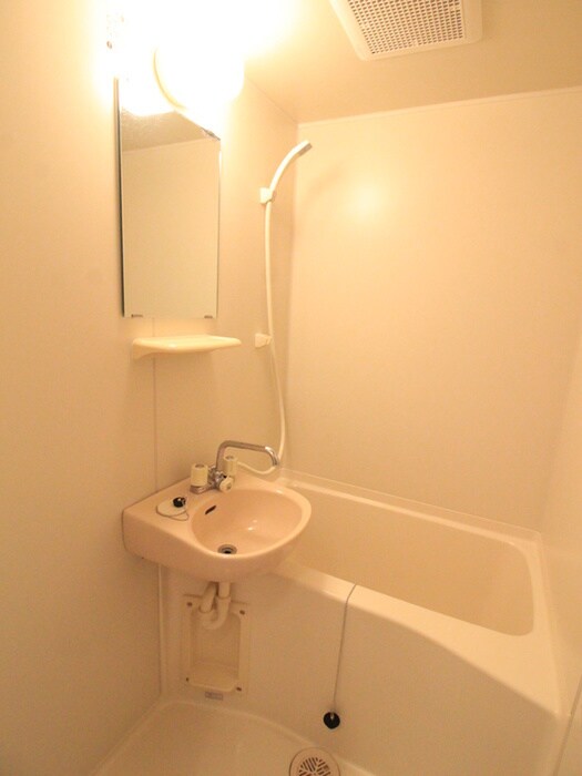 物件内観写真11　(バス／シャワールーム等)