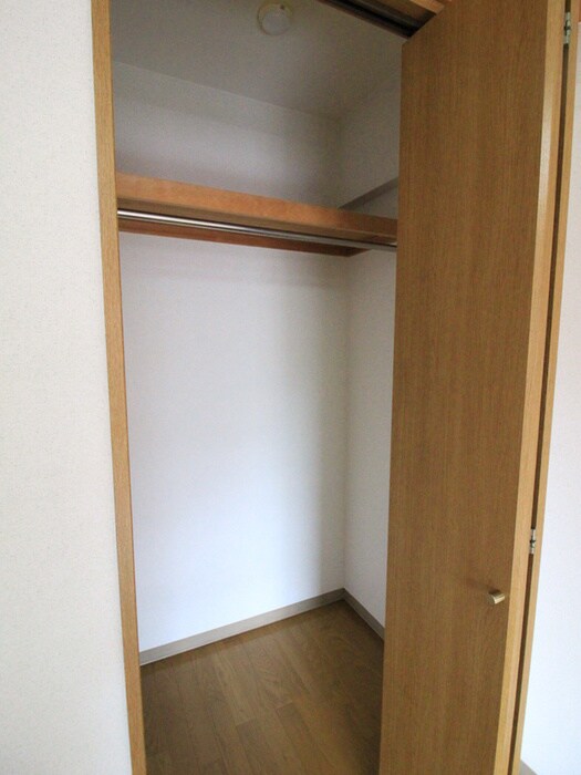 物件内観写真13　(収納)