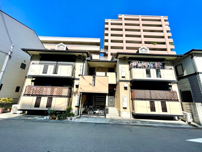 物件外観写真2　(外観写真)