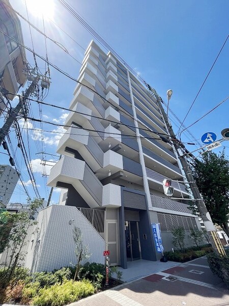 Ｍ．Ｒ　Ｒｅｓｉｄｅｎｃｅ外観写真
