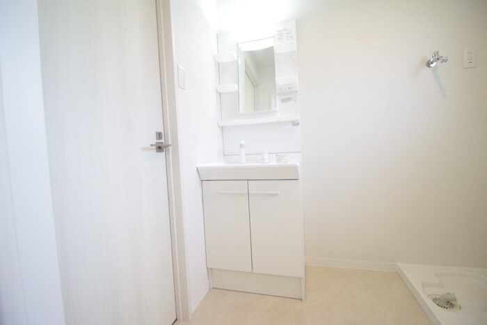 物件内観写真11　(洗面)