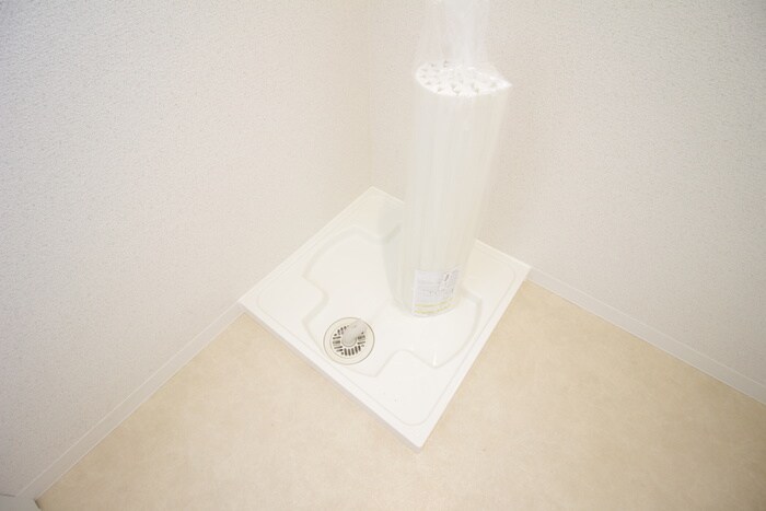 物件内観写真14　(洗濯機置場)