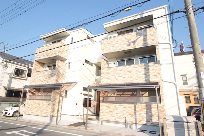 物件外観写真1　(外観写真)