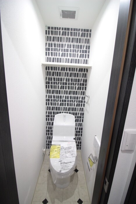 物件内観写真9　(トイレ)