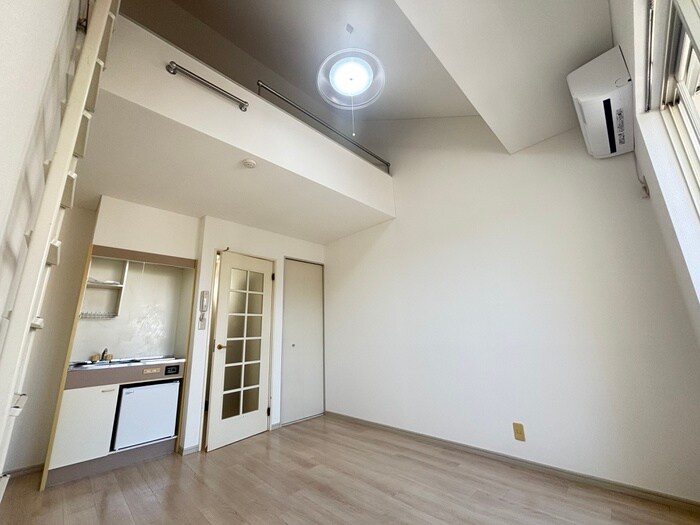 物件内観写真9　(居室)