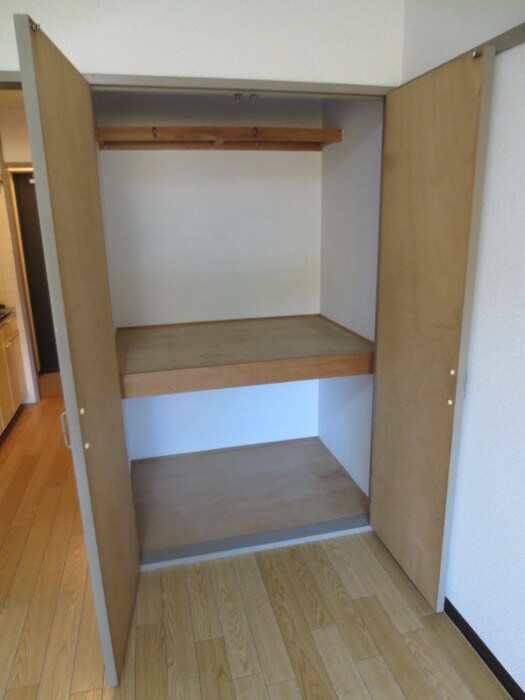 物件内観写真9　(収納)