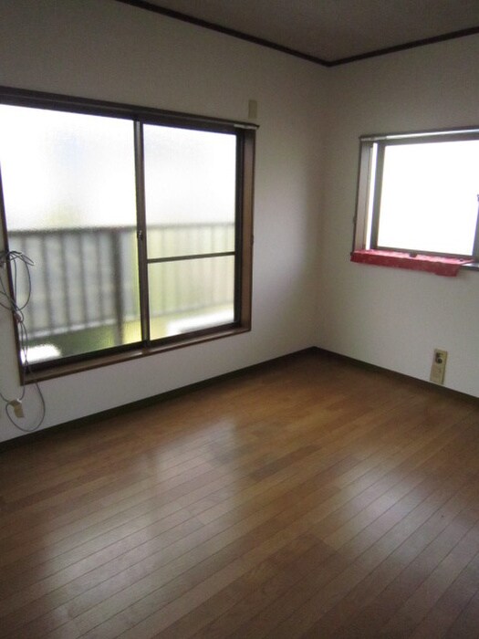 物件内観写真5　(居室)