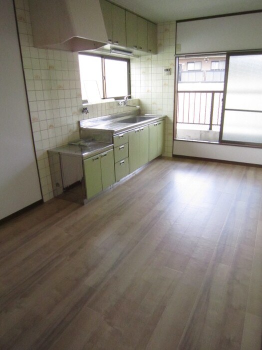 物件内観写真6　(居室)