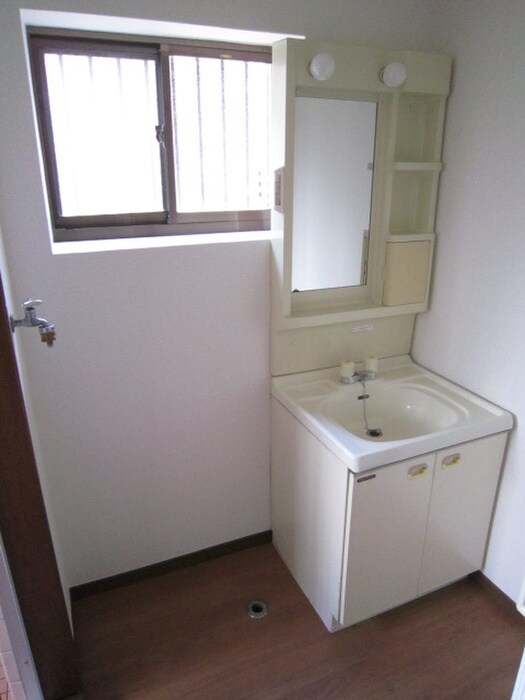 物件内観写真13　(洗面)