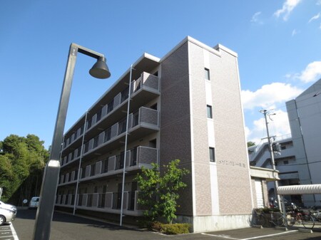 メゾンクレ－ルⅡ外観写真