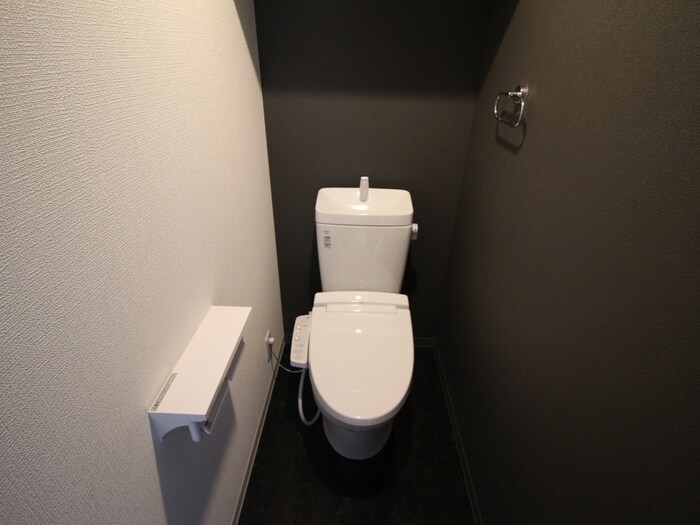 物件内観写真11　(トイレ)