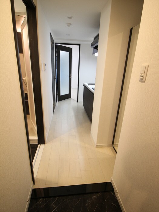 物件内観写真22　(玄関)