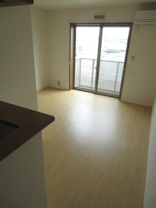 物件内観写真5　(居室)