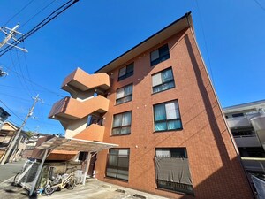 Ｆフラット外観写真