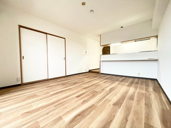 物件内観写真7　(居室)