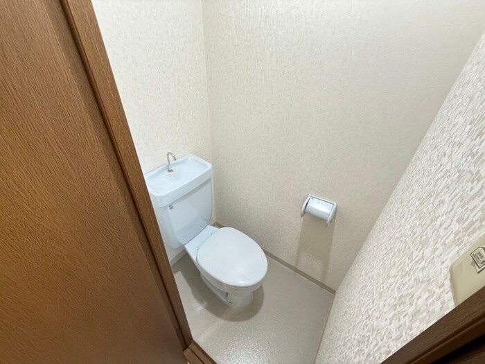 物件内観写真7　(トイレ)