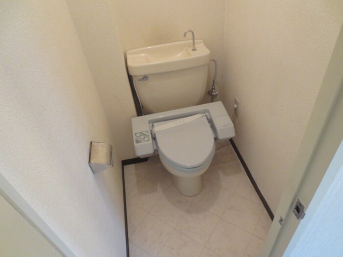 物件内観写真12　(トイレ)