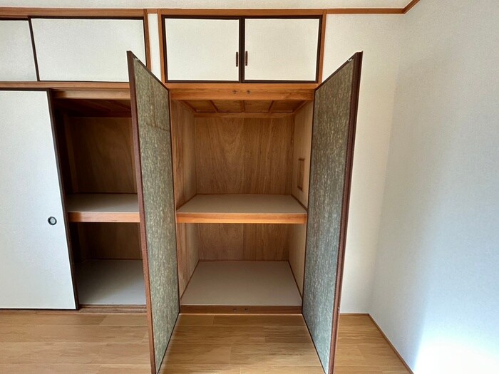 物件内観写真15　(収納)
