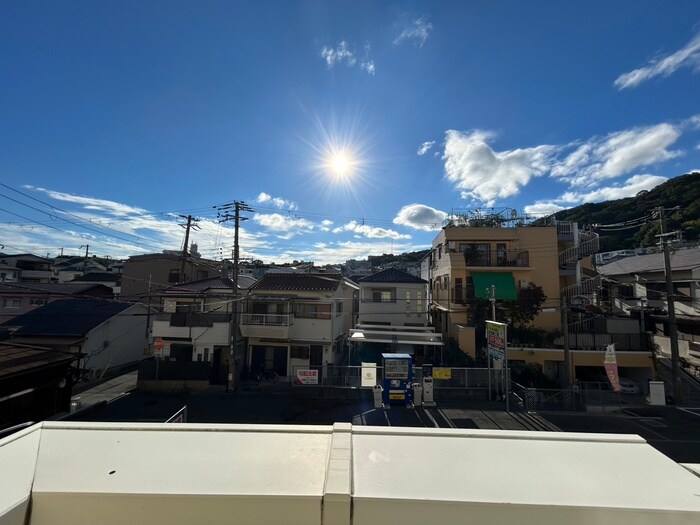 物件内観写真16　(室内からの展望)