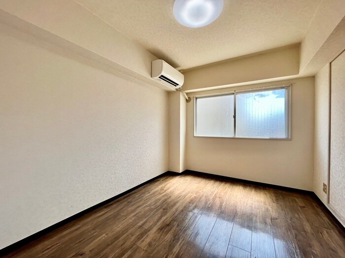 物件内観写真6　(居室)