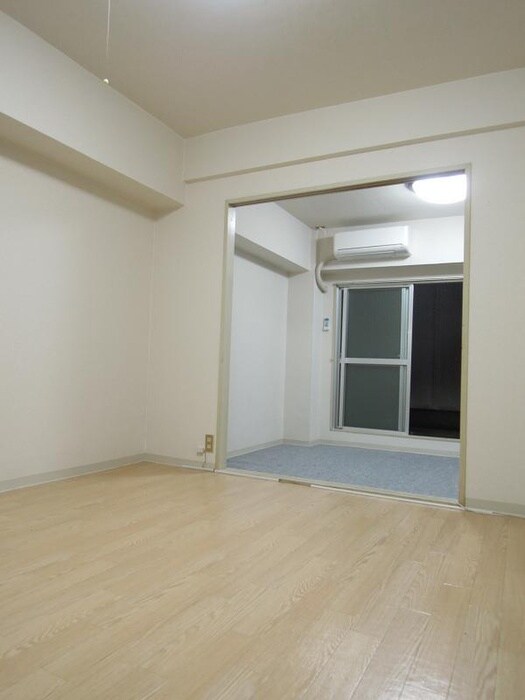 物件内観写真6　(居室)