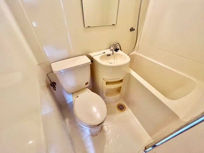 物件内観写真9　(トイレ)