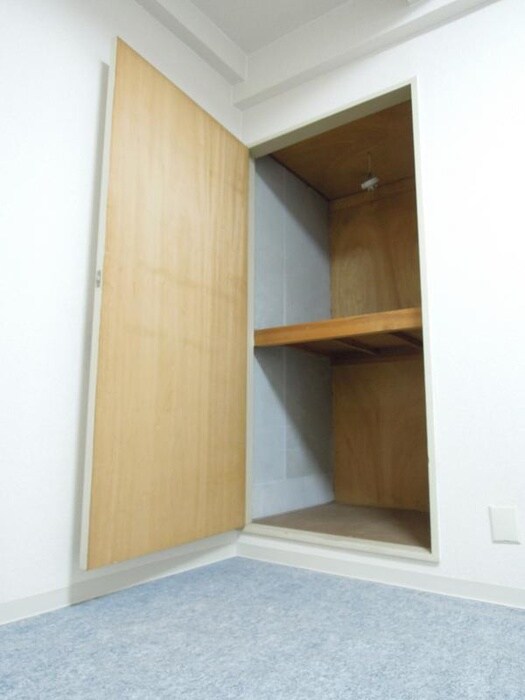 物件内観写真9　(収納)