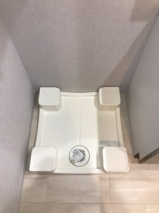 物件内観写真11　(洗濯機置場)