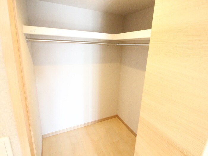 物件内観写真14　(収納)
