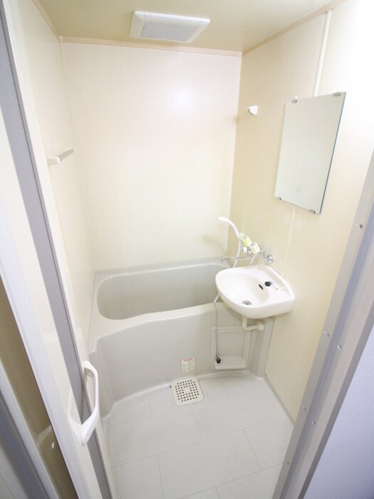 物件内観写真8　(バス／シャワールーム等)