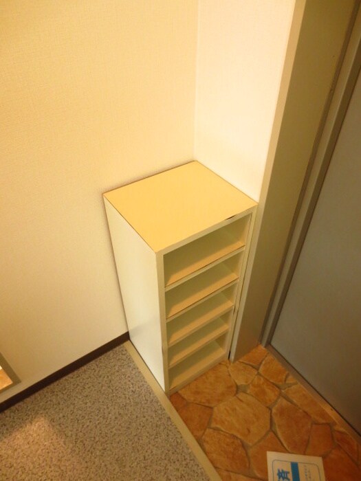 物件内観写真12　(靴箱)