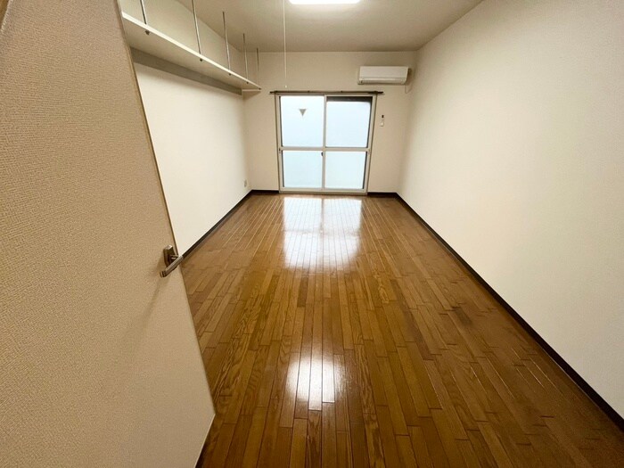 物件内観写真12　(居室)