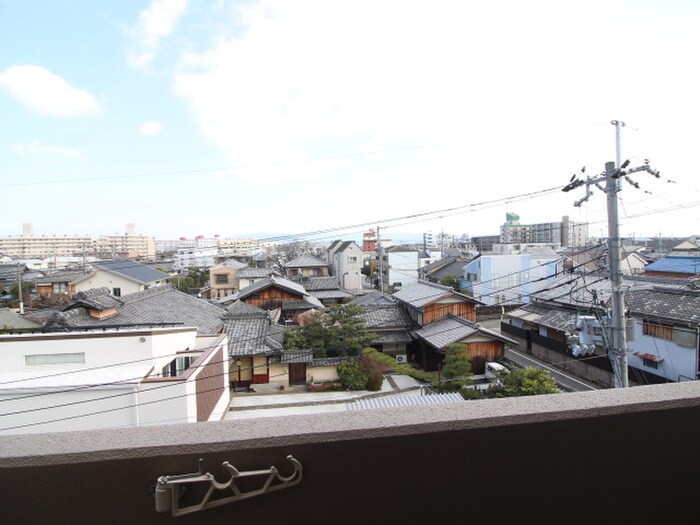 物件内観写真14　(室内からの展望)