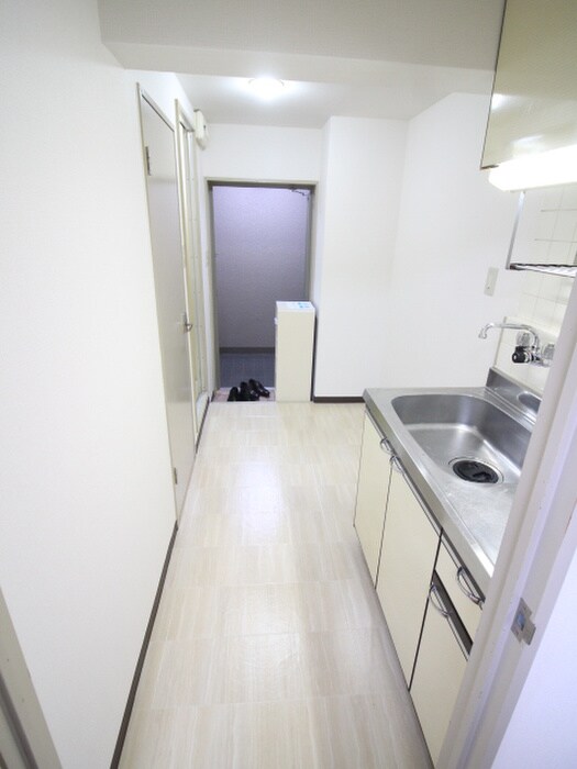 物件内観写真17　(廊下)