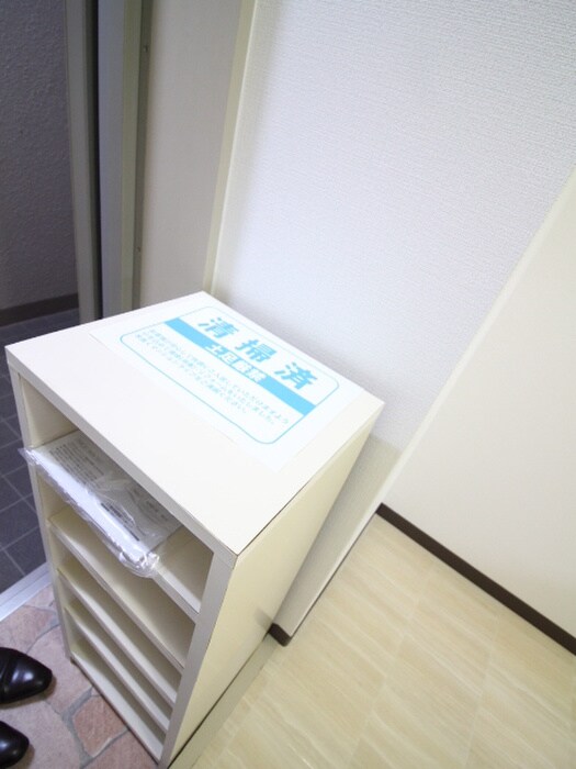 物件内観写真18　(靴箱)