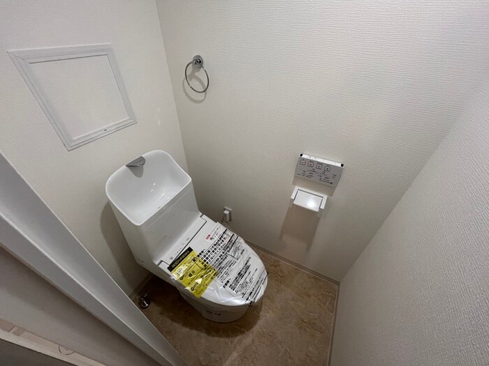 物件内観写真15　(トイレ)