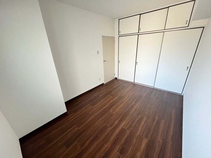 物件内観写真19　(居室)