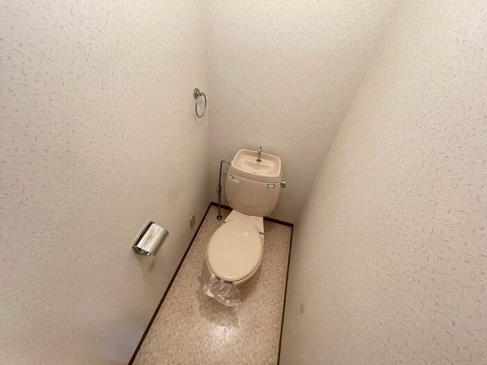 物件内観写真14　(トイレ)