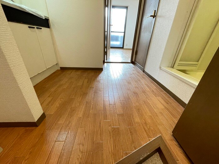 物件内観写真17　(廊下)