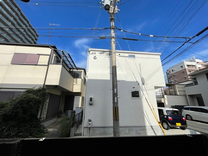 物件内観写真22　(室内からの展望)