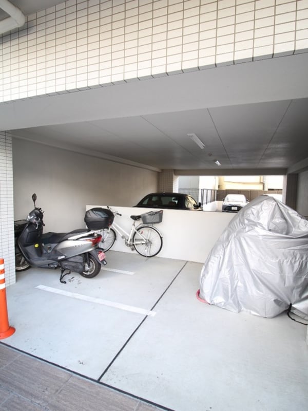 バイク置き場