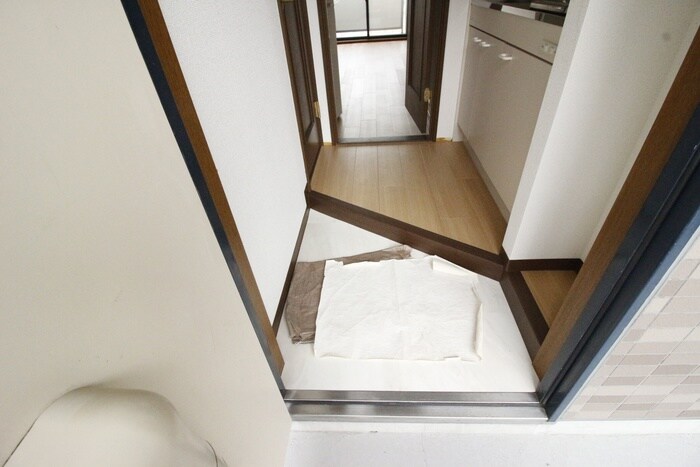 物件内観写真19　(玄関)