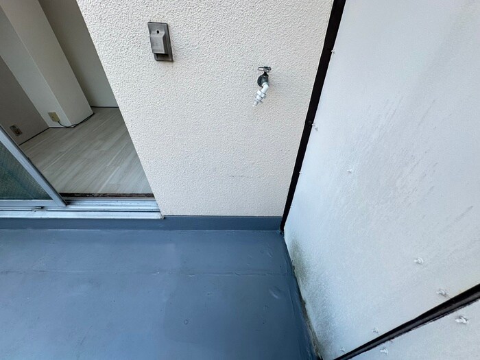 物件内観写真16　(洗濯機置場)