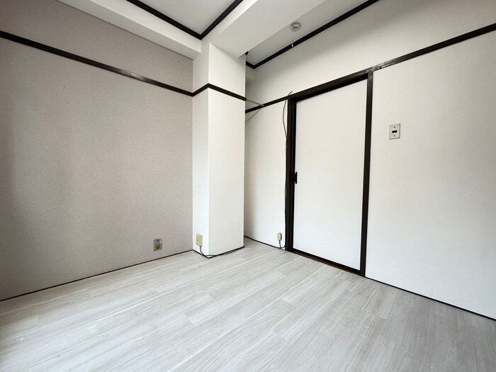 物件内観写真21　(居室)