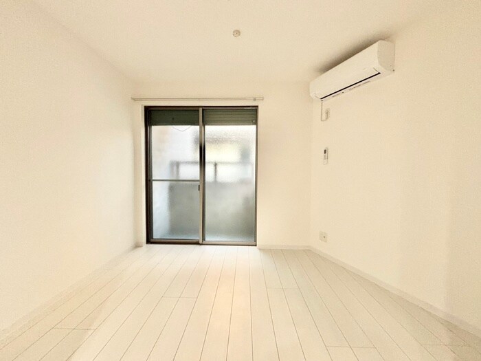 物件内観写真18　(居室)