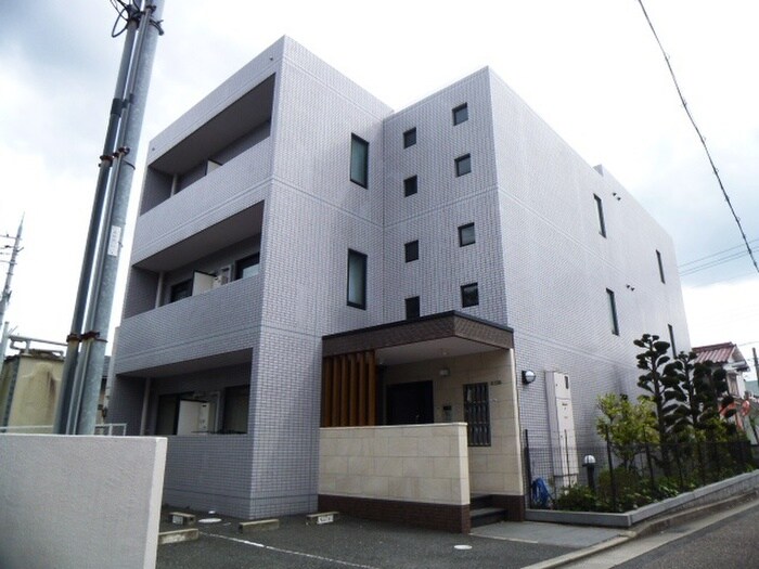 物件外観写真4　(駐車場)