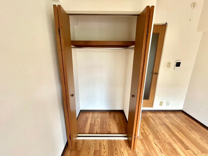 物件内観写真11　(収納)