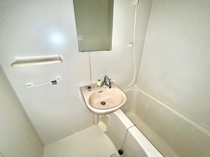 物件内観写真13　(洗面)