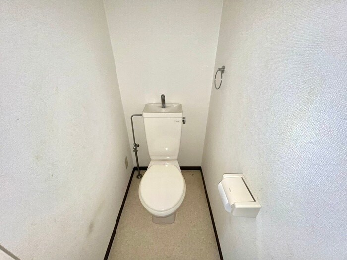 物件内観写真14　(トイレ)