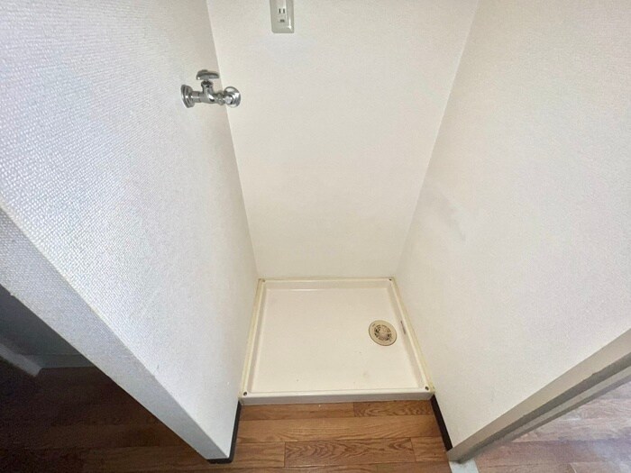 物件内観写真19　(洗濯機置場)